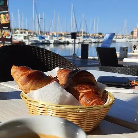 16 Le Cap D'agde Avec Parking Privé Proche Du Centre *