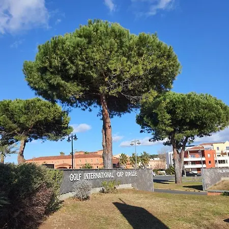 Appartement 16 Le Cap D'agde Avec Parking Privé Proche Du Centre Agde